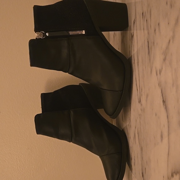 H&M Divided Black Ankle Booties - Picture 3 of 12